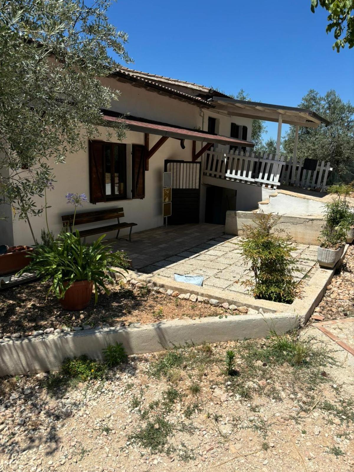 Agriturismo Uliveto Benedetti สโปเลโต ภายนอก รูปภาพ